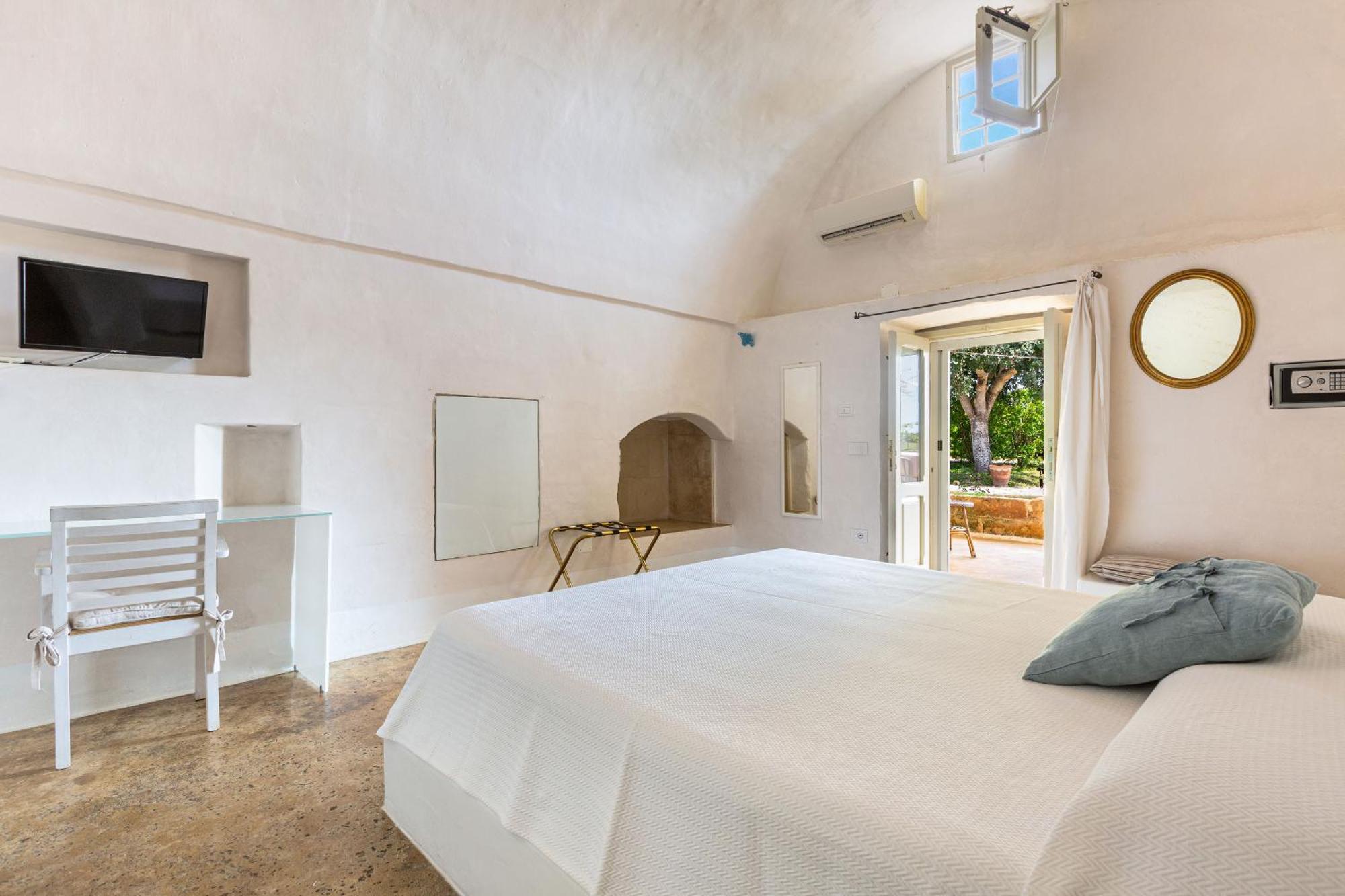 Masseria Li Capperi By Perle Di Puglia Alezio Exterior photo